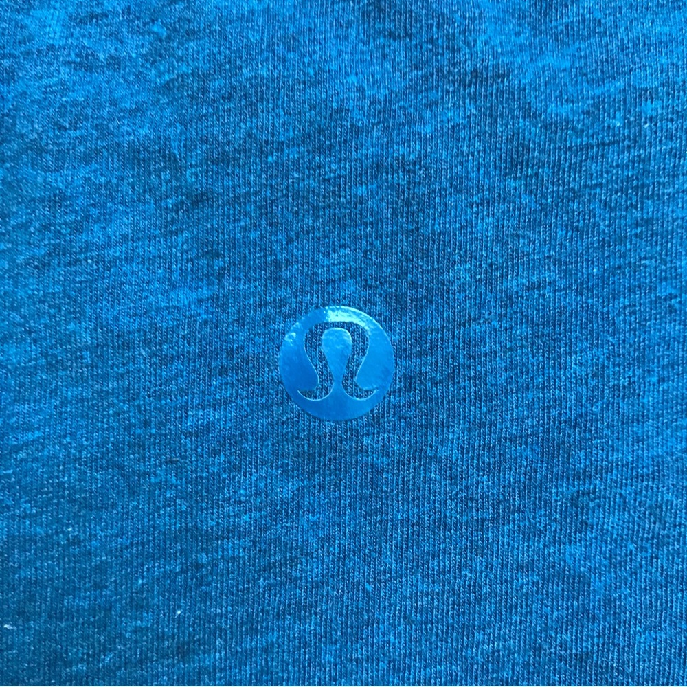 Lululemon Teal Blue Scoop Neck Hi Low Short Sleeve Shirt, EUC, 8 - Picture 6 of 6